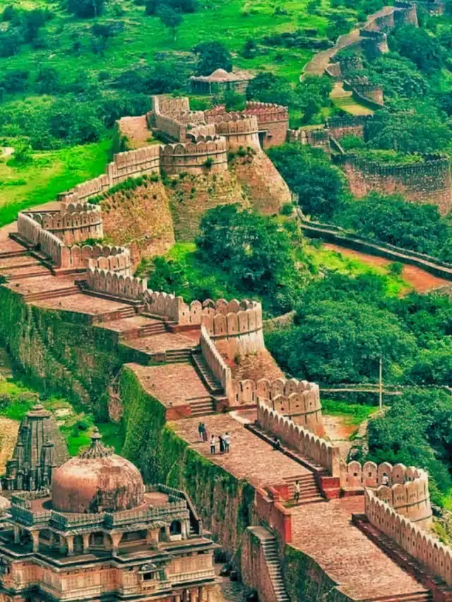 भारत की ये 8 किले, जो है पूरी दुनियाँ में मशहूर :-